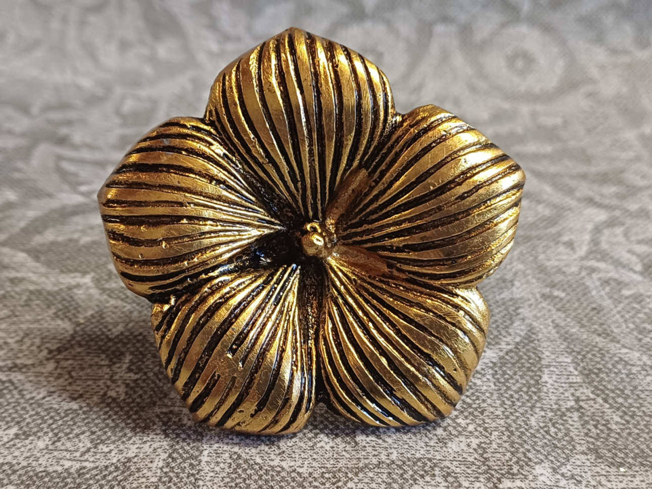 Möbelknopf 6cm