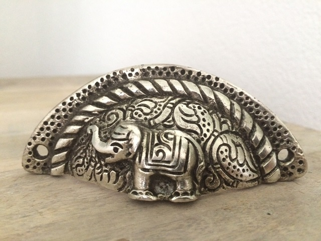 Möbelgriff 8,7 cm