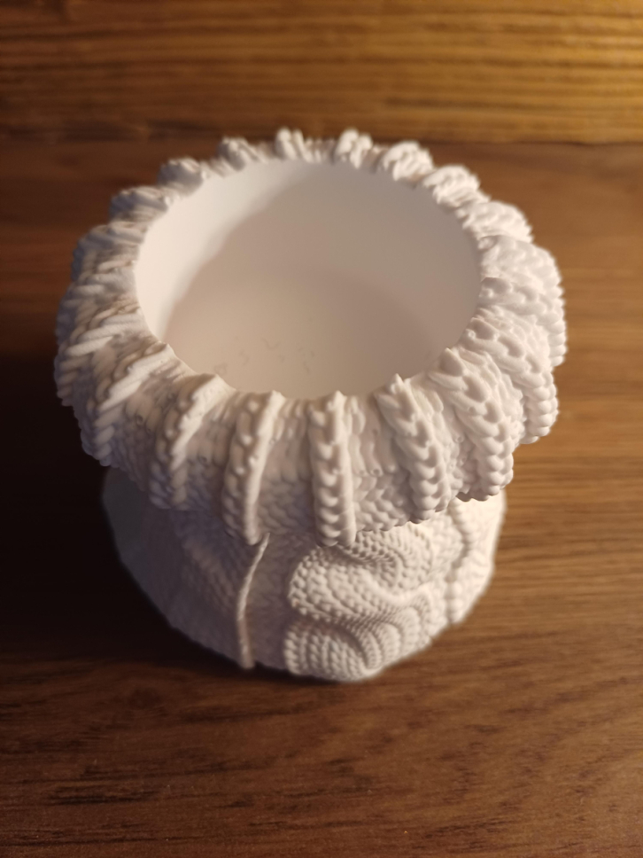 Kerzenständer Strick Resin