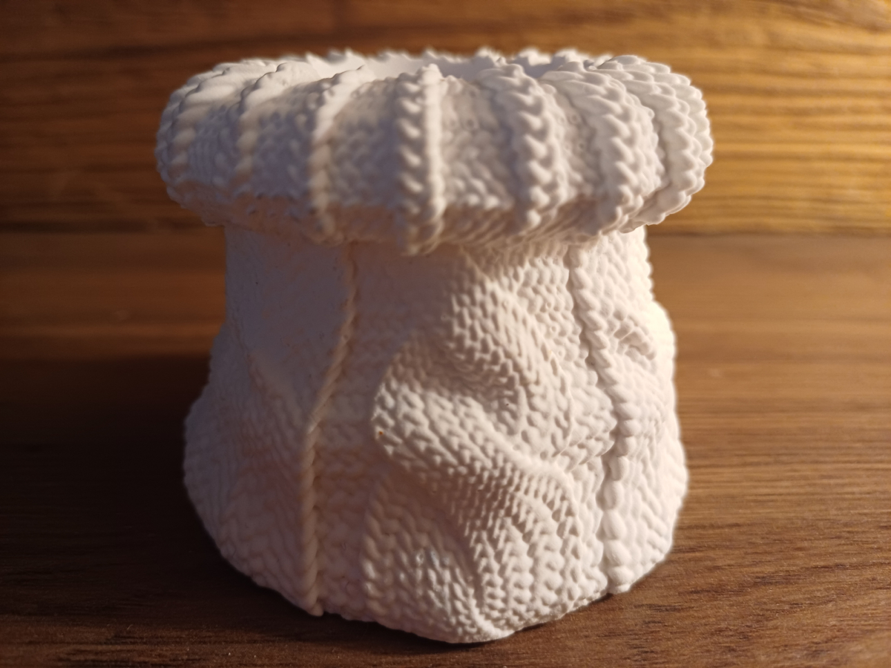 Kerzenständer Strick Resin