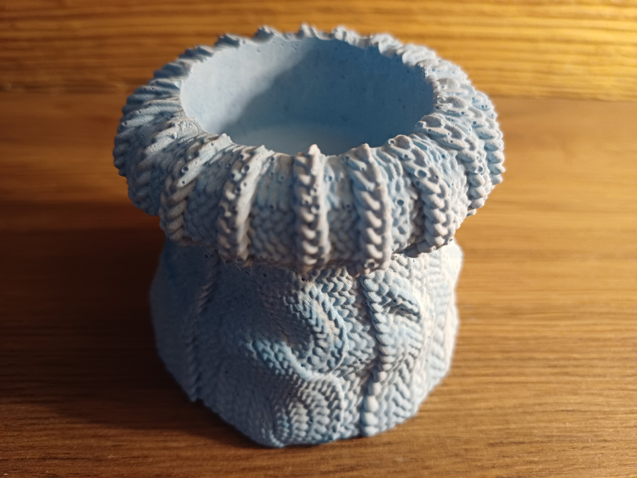 Kerzenständer Strick Resin